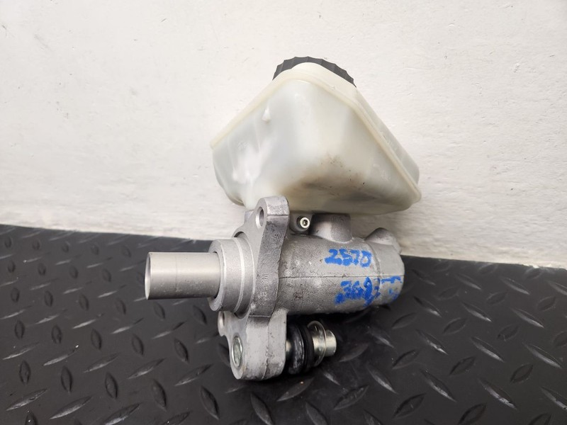 10-13 Mercedes-Benz S400 Brake Master Cylinder OEM 2214300501