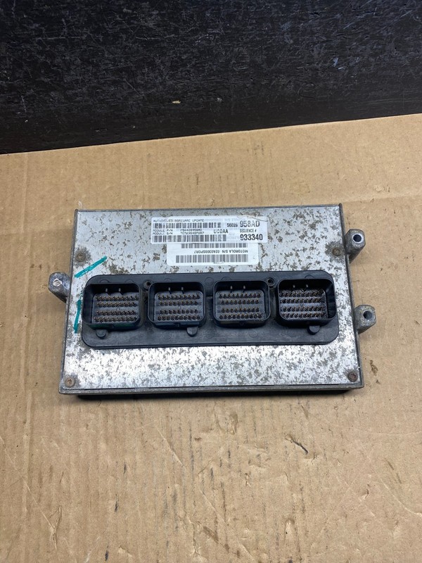 2005 Dodge Durango 5.7 Engine Contol Module Computer ECM ECU OEMAD5107DG