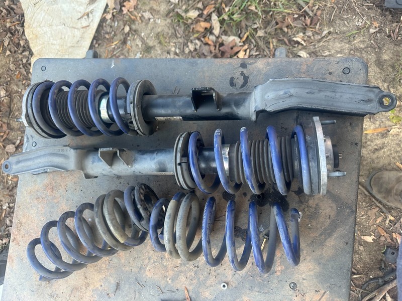 H&R LOWERING SPRINGS W/ SHOCKS FOR 17-24 ALFA ROMEO GUILIA & STELVIO 2.0 RWD