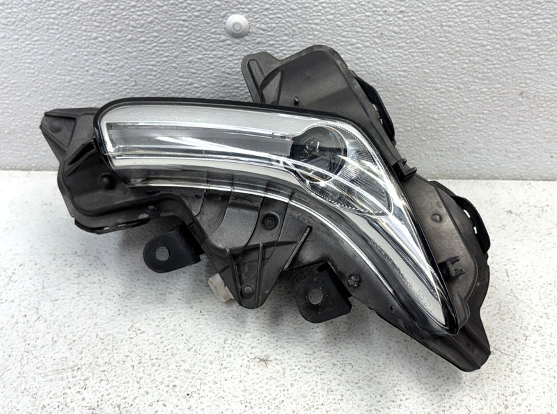 13 14 15 16 Lexus LS460 Right Passenger Side LED Fog Light 1503 OEM