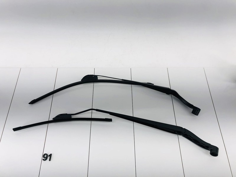 16-19 CHEVROLET MALIBU RIGHT & LEFT SIDE WINDSHIELD WIPER WASHER ARM SET OEM