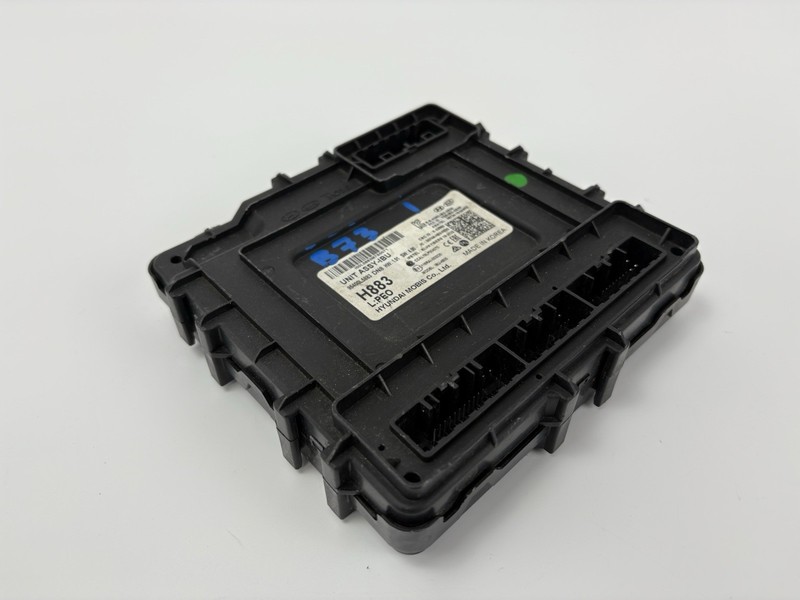 2021 Hyundai Sonata Body Control BCM center dash Module OEM