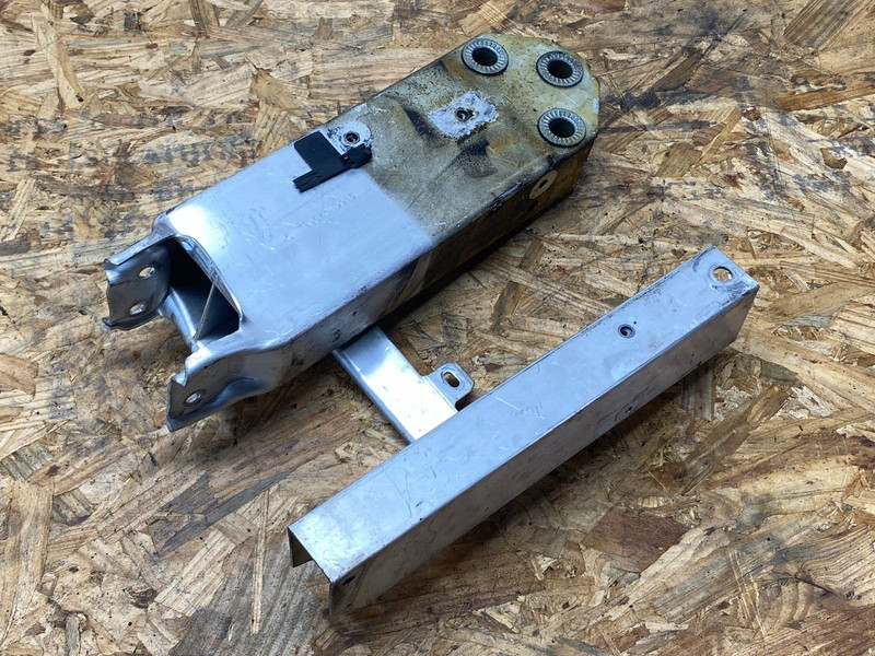 12-19 BMW F06 F12 640 650 Front Lower Left Bumper Impact Bar Beam Bracket OEM✅
