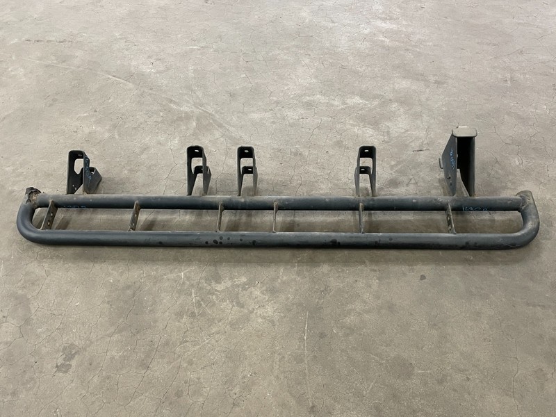 03-07 Hummer H2 Right Passenger Side Step Running Board Guard Rail Bar 1630 OEM