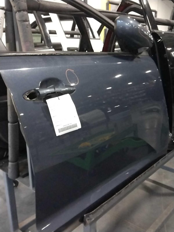 2015 KIA Sportage Right Front Door Blue OEM Used 121K Miles - 140139