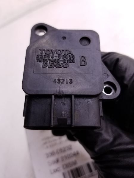 Air Flow Meter Fits 03-08 VIBE 19205185