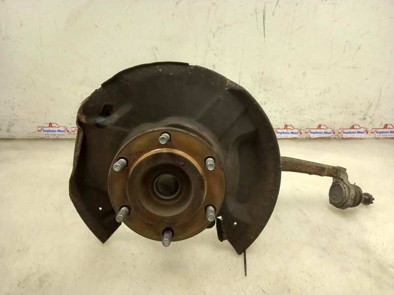 Passenger Front Spindle/Knuckle Crew Cab 4 Door Fits 98-02 TACOMA 575426