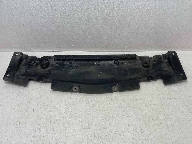 17 18 19 Mercedes GLS450 Front Lower Engine Splash Shield Cover Guard 1399 OEM