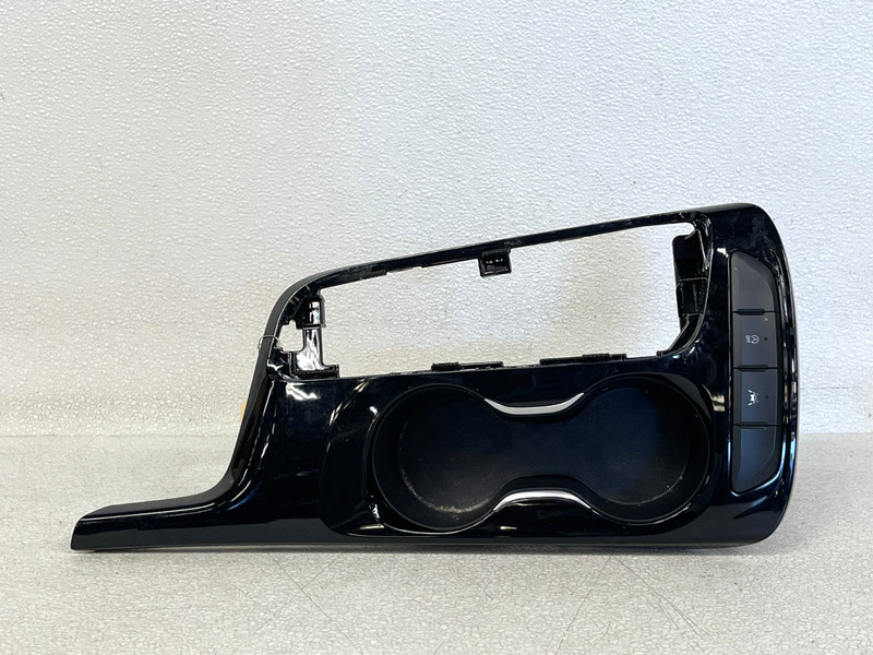 ⭐2024-2025 BUICK ENVISTA FLOOR CENTER CONSOLE CUP HOLDER TRAY PANEL OEM LOT2674