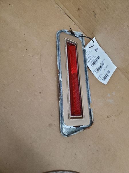 Driver Left Tail Light Excluding Station Wgn Fits 75-76 CHEVROLET PASS. 276007