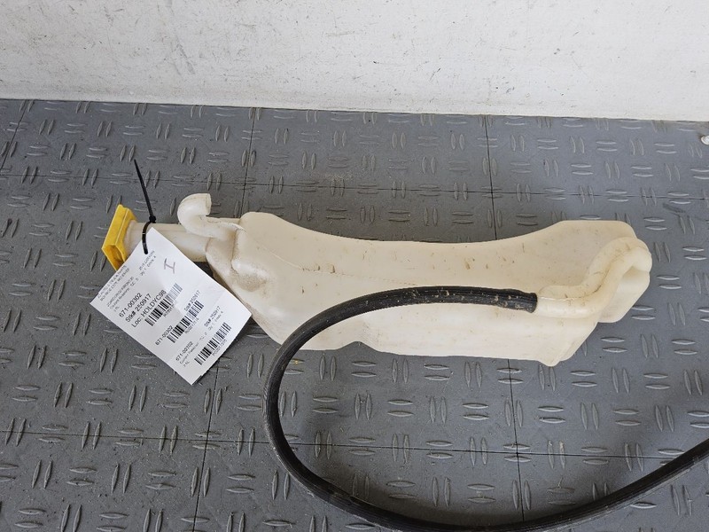 Coolant Reservoir Fits 08-20 CARAVAN 3517516