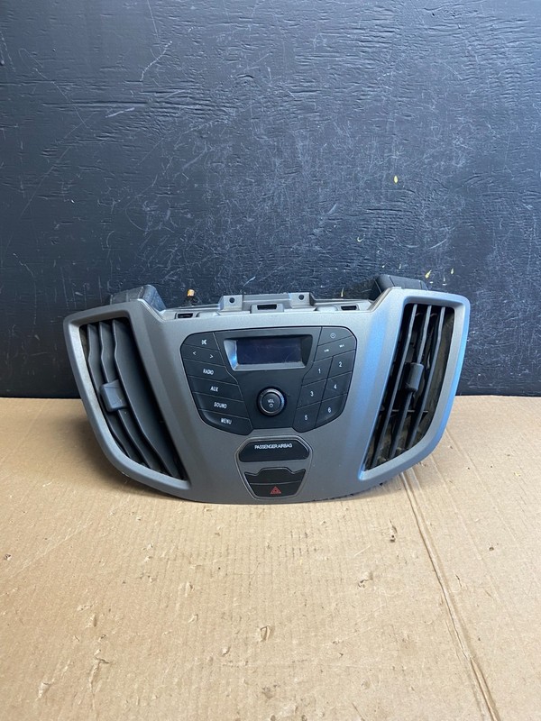 2017 to 2019 Ford Transit Front Radio Audio Control Bezel Air Vent OEM ae4260 DG