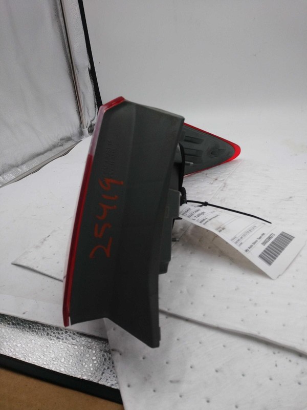 2015 Toyota Camry Left Tail Light Assembly Red OEM Aftermarket 60135 Used