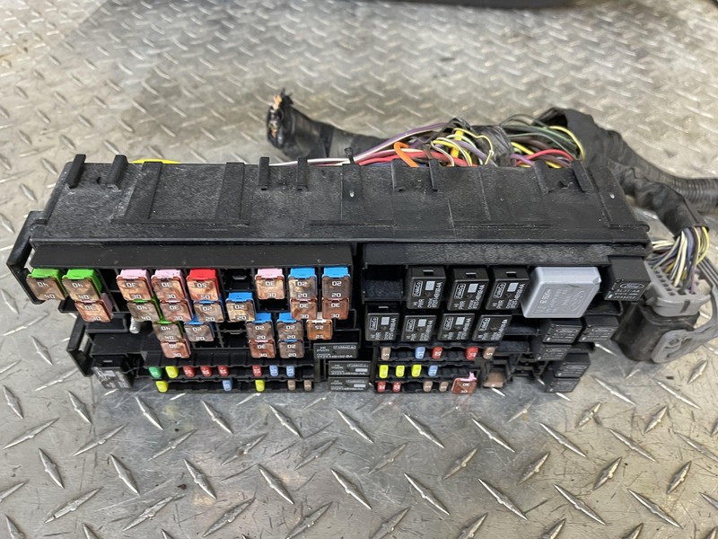 13-15 Ford Flex 3.5 Engine Fuse Box Assembly Oem Tested Non Turbo