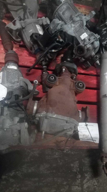 Used Differential Carrier Assembly fits: 2017 Infiniti QX70 rear RWD 3.357 ratio