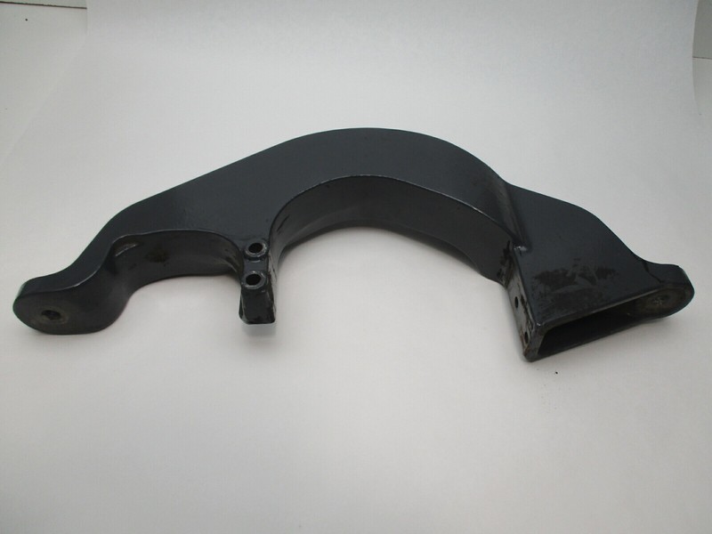 0914933 OMC Cobra Sterndrive Ford 5.8L Front Engine Motor Mount Bracket