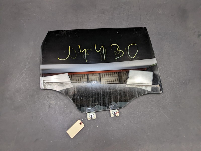 Rear Right Door Window Glass 2018 Jeep Cherokee 2014 2015 2016 2017 2019 - 2022