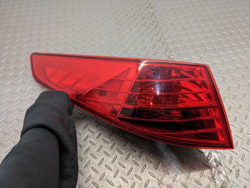 OPTIMAKIA 2013 Driver Tail Light 1035156
