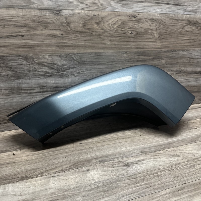 HUMMER H3 LEFT REAR SIDE QUARTER PANEL WHEEL DOOR FLARE MOLDING OEM 10 - 2006 LR