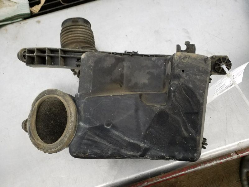 Air Cleaner 2.4L VIN 0 8th Digit LE5 Opt NT7 Fits 08-12 MALIBU 185219