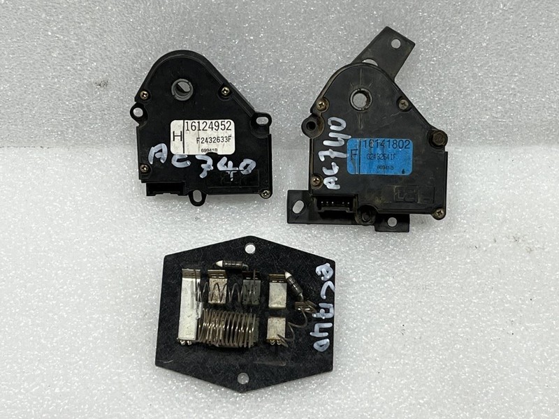 1993 1994 1995 1996 CHEVROLET PICKUP 3500 2500 BLOWER MOTOR RESISTOR HVAC MOTORS