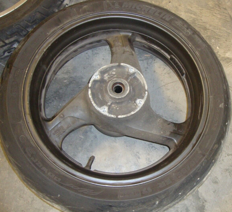 1999 Honda CBR600F4 CBR 600 F4 CBR600 180/55-17 Rear Rim Tire Wheel Back 17" #39
