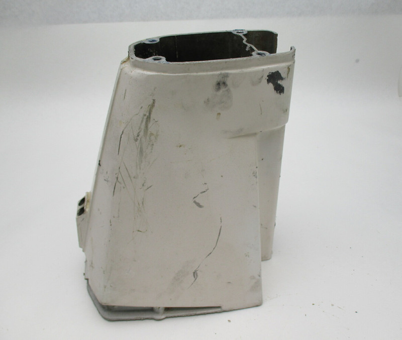 2A477133Chrysler Sears 7.5-15 Hp Outboard Motor Leg Midsection 1500-F2A477133