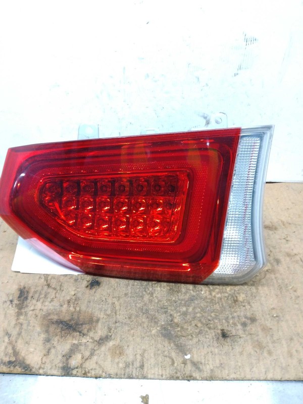 2018 Chrysler 300 Left Tail Light Assembly Black OEM 737262 Used 70K Mi