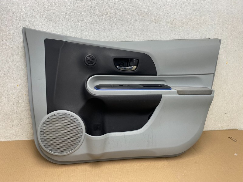 2012 2013 2014 Toyota Prius C Front Right Passenger Interior Door Panel D1150 DG