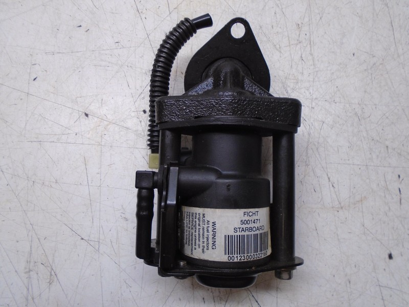 F3 Evinrude Ficht 200hp Outboard Starboard Fuel Injector Assembly 5001471