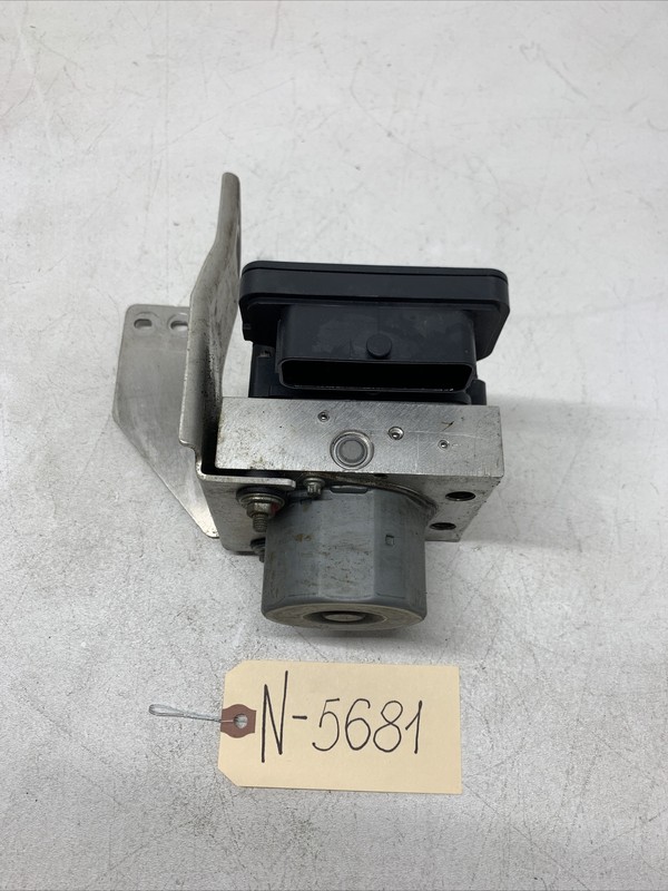 16-21 Tesla Model S ABS Anti Lock Brake Pump Module | OEM 1037797-00-D 5681 U20