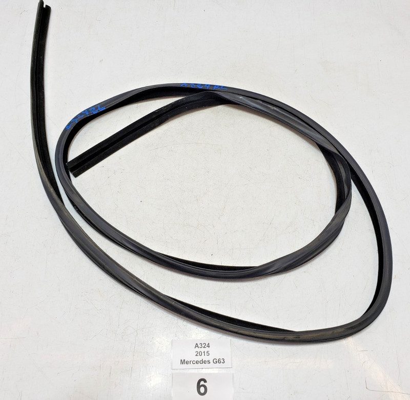 ✅ 13-18 OEM Mercedes W463 G63 AMG Rear Left Driver Window Glass Rubber Seal