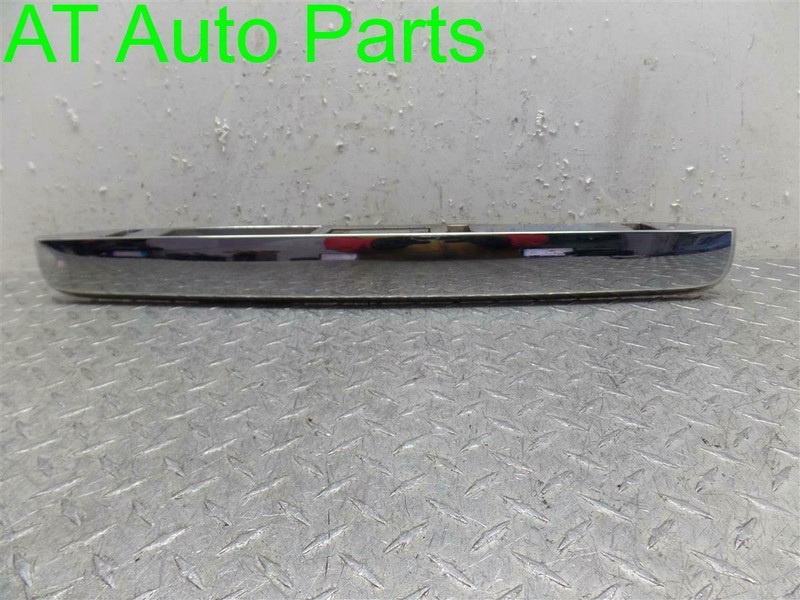 04 05 DODGE DURANGO LIFTGATE HATCH HANDLE CHROME MOULDING 55364050AB