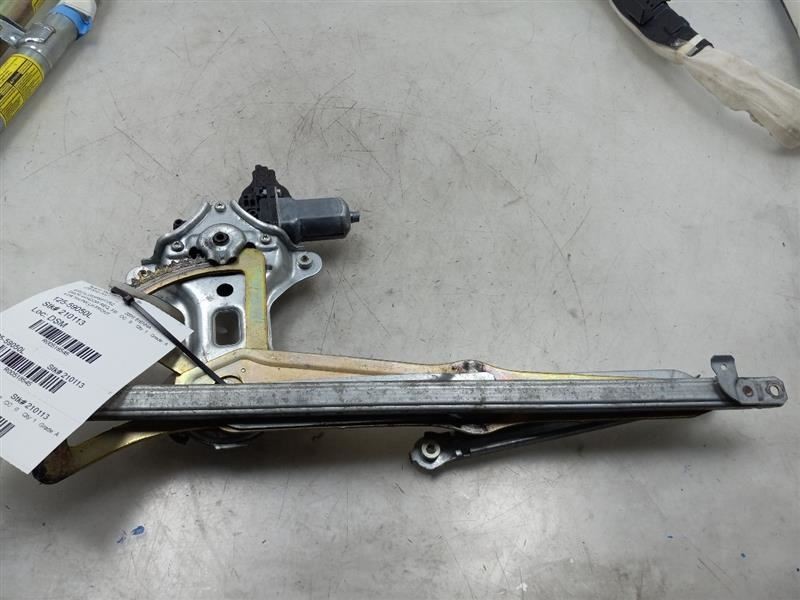 04-10 TOYOTA SIENNA 3.3L FWD AT DRIVER SIDE FRONT WINDOW REGULATOR