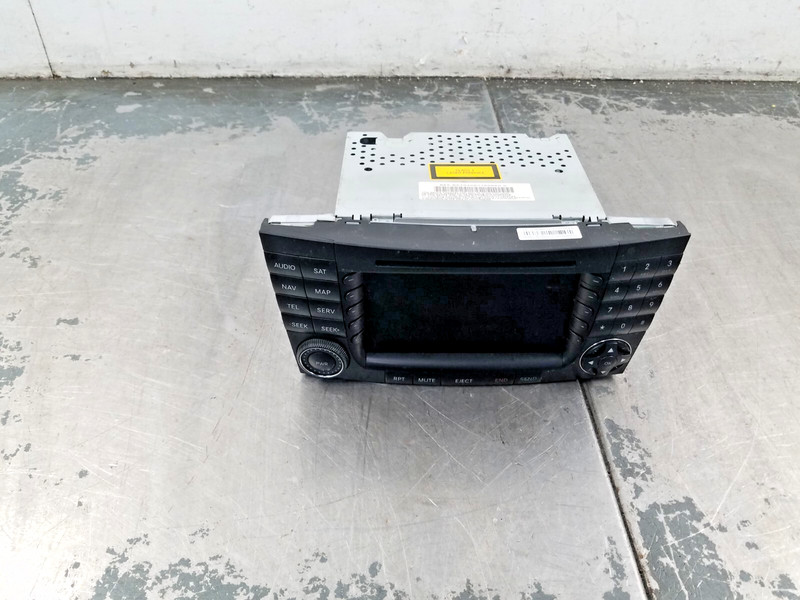 2007 Mercedes AMG E 63 Command Head Navigation Radio 7711 M7