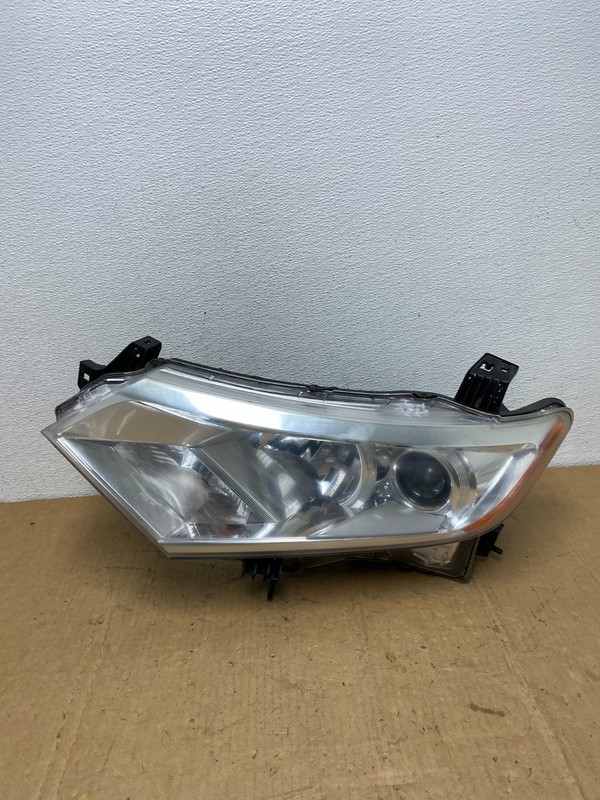 2012 to 2017 Nissan Quest Left Driver LH Side Headlight Halogen Oem AD1201 DW
