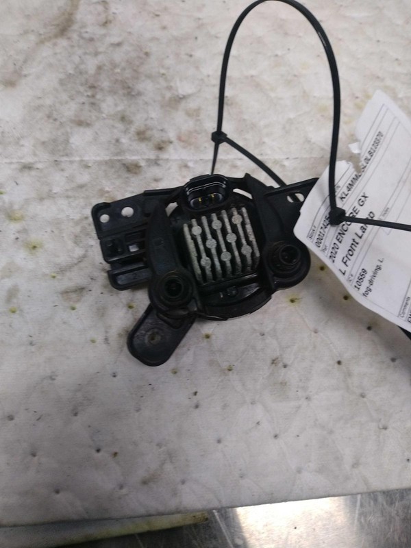 2020 BUICK ENCORE GX Left Fog Light Assembly Blue 696982 92K Miles