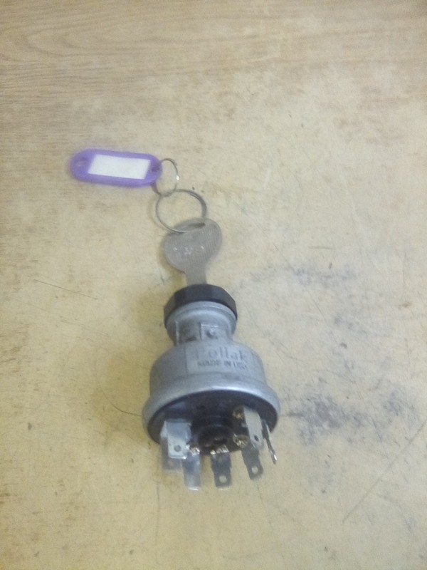 Volvo VNL/Pollak 21780553 Ingition Switch W/Key