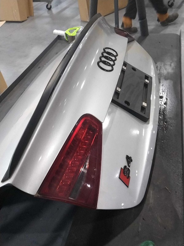 2014 AUDI S4 Deck Lid Trunk Lid Silver OEM 8K5827023AK 99K Mileage SLV