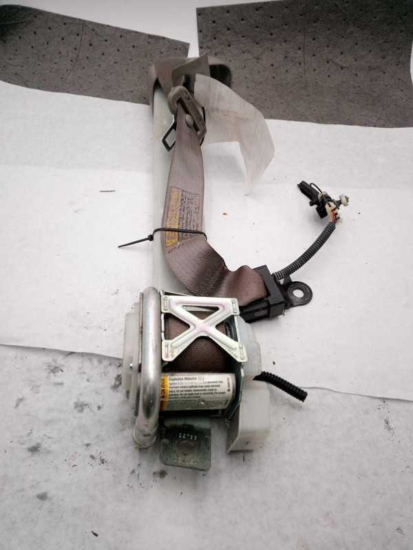 2006 Chevrolet Trailblazer OEM Silver Seat Belt 4DR Used 245K Miles