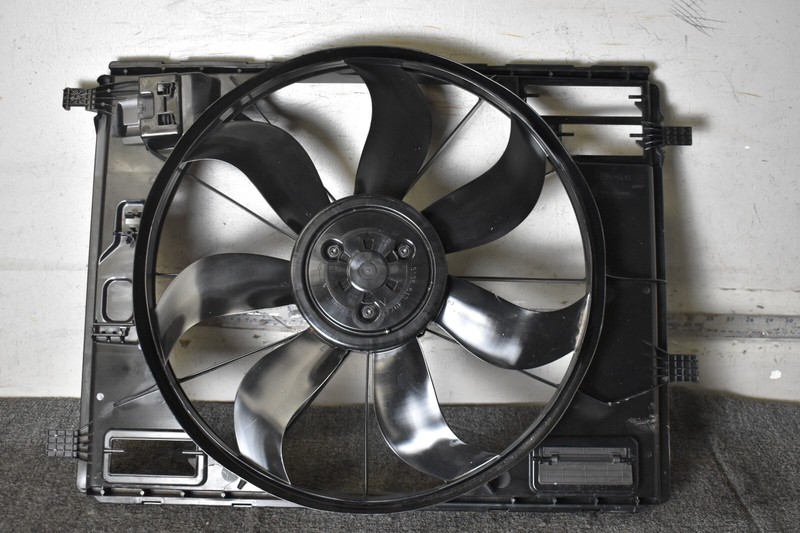 2023 Mercedes Benz E350 - Radiator and A/C Condenser Fan