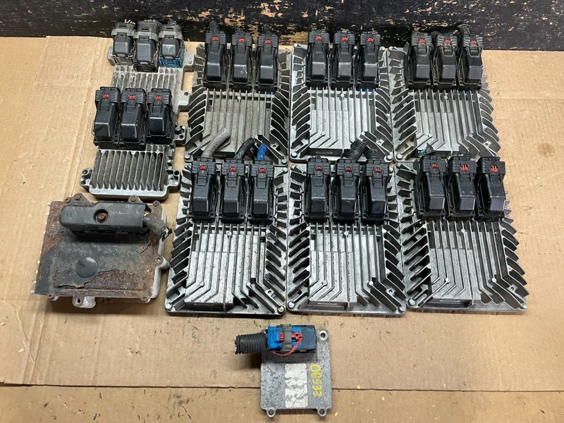 Mix of 10 Chevrolet ECM Engine Computer Module AB3177