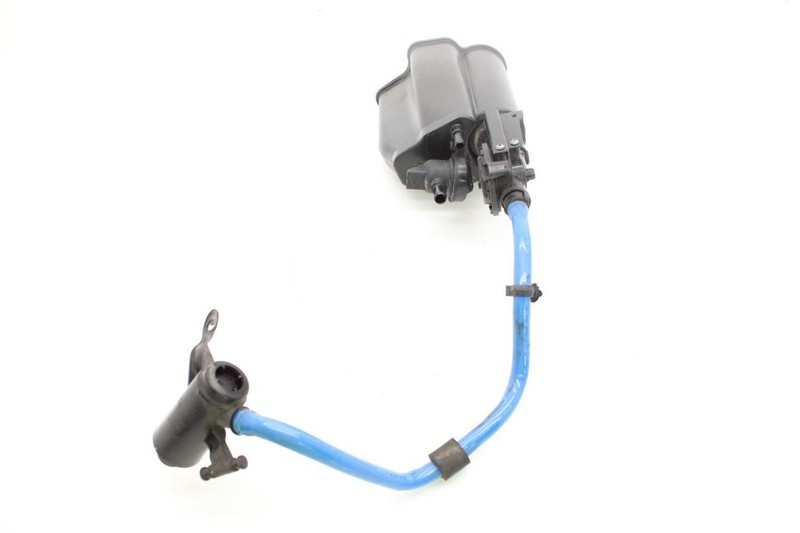 15-20 BMW M4 Coupe 3.0L Fuel Vapor Evaporation Canister 724415111