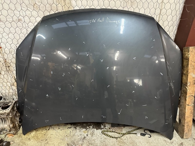 11-17 Volkswagen Touareg BONNET PANEL HOOD Gray OEM