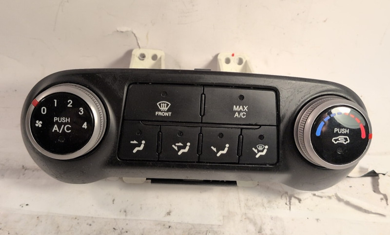 2011 HYUNDAI TUCSON A/C HEATER TEMPERATURE CLIMATE CONTROL SWITCH 97250-2S020