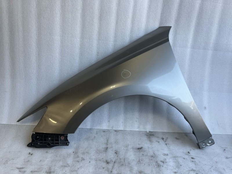 2013 2014 2015 - 2018 LEXUS ES300H ES350 LEFT FRONT FENDER ATOMIC SILVER 1J7