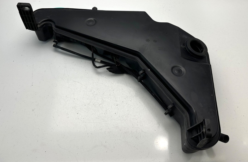 2009-2017 AUDI Q5 WINDSHIELD WASHER BOTTLE RESERVOIR OEM 8R0955453D