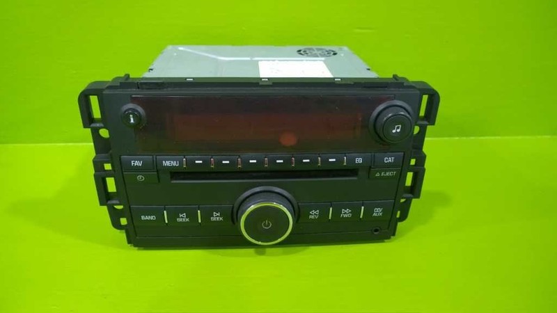 07 08 SATURN OUTLOOK 3.6L AT RADIO OEM 2379-8