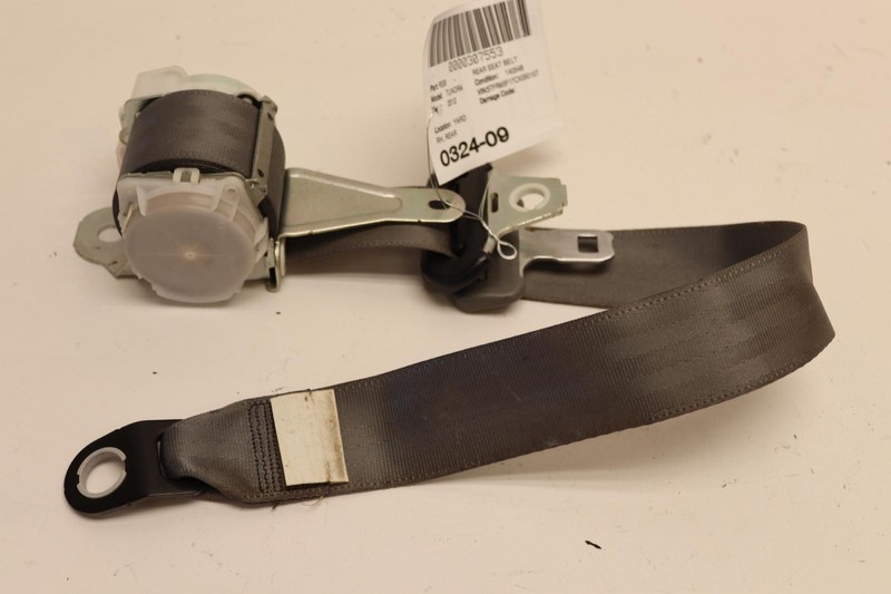 2008-2013 TOYOTA TUNDRA EXTENDED CAB REAR SECOND ROW RIGHT SIDE SEAT BELT OEM