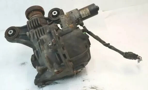 10-15 Jaguar XJ Rear Differential Diff Axle Carrier 9W834A213BG OEM